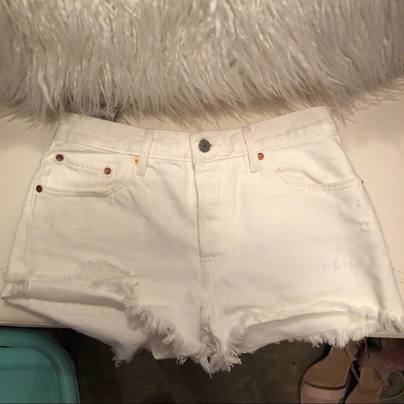 Levi's Pants - Women’s white Levi 501 shorts